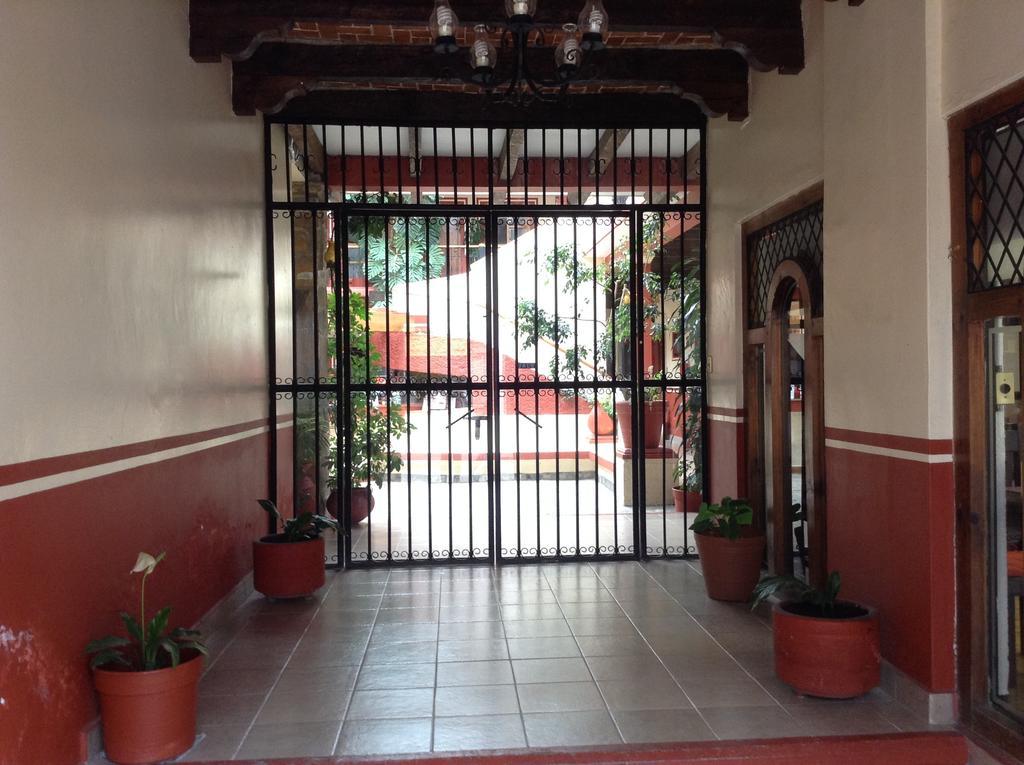 Hotel Real Del Valle San Cristobal de las Casas Bagian luar foto