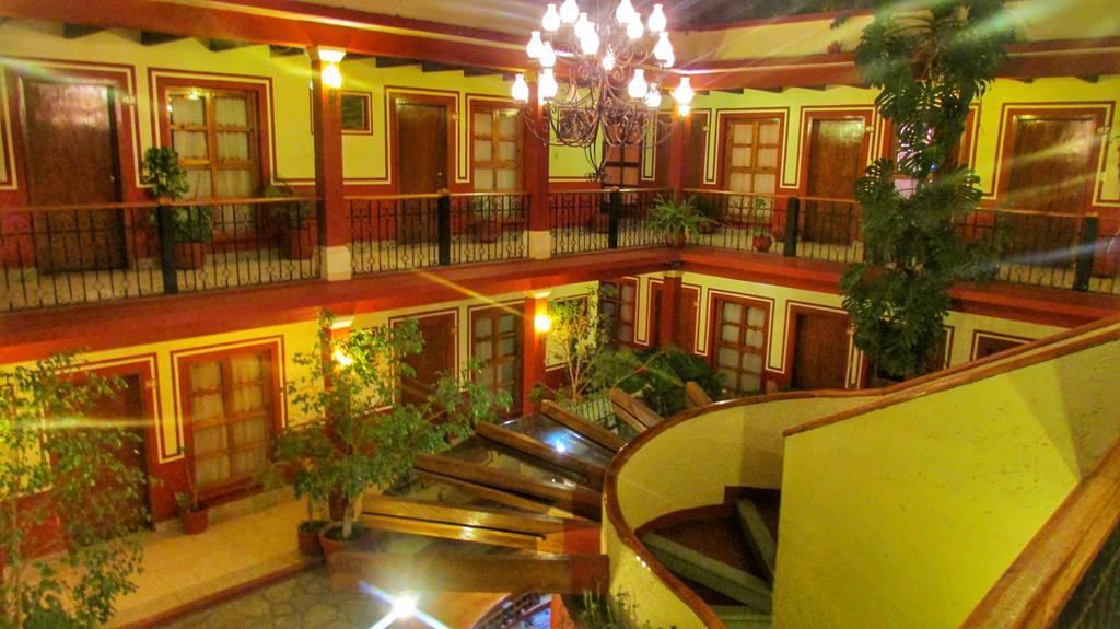 Hotel Real Del Valle San Cristobal de las Casas Bagian luar foto