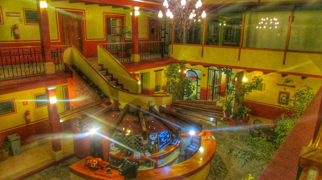 Hotel Real Del Valle San Cristobal de las Casas Bagian luar foto